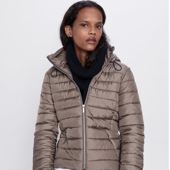✨ZARA Puffer Jacket✨ - Picture 3 of 5